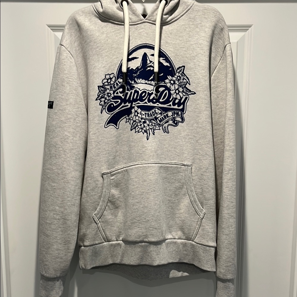 Superdry Gray Hoodie with Graphic Print